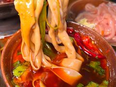 -黄潇洒老火锅(九眼桥宏济巷店)