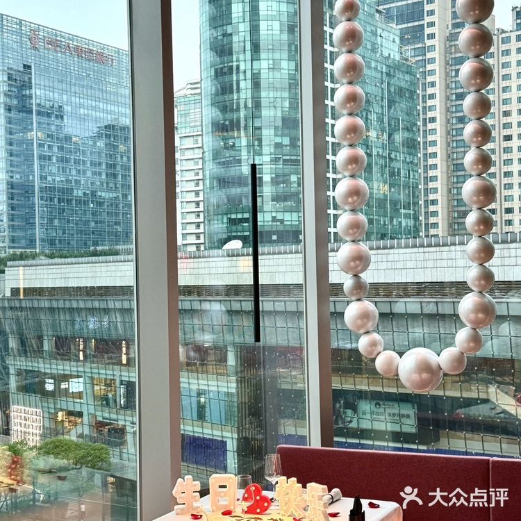 京城烤鸭这么卷了吗?!美食攻略必打卡