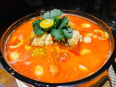 冬阴功海鲜汤-喜洲吧·江畔老船厂·庭院餐厅(喜临院店)