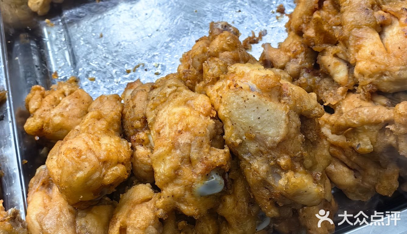 炸鲜脆，今日打卡小吃街