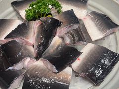 活烤鳗鱼-草家酱蟹炭火烤肉店(珲春南路一店)