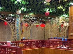 -袁小二大东北铁锅炖(吉祥村总部)