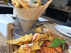 -Mark&Mars Restaurant