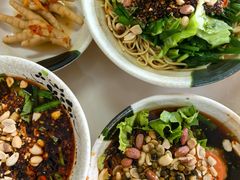 -余庆小吃(小吃一条街店)