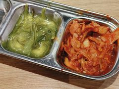 -WOW LUCKY创意韩料(龙阳广场店)