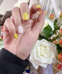 -爱美睫美甲会馆