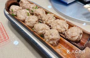 Farmhouse Bamboo Steamed Meatballs