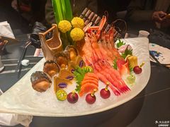 -雍容荟活波龙自助餐(IFS黑金店)