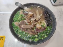 -点蹄擂椒猪脚饭(天虹汇一城店)