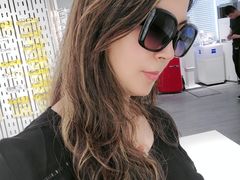 -目艮眼镜SHOWROOM(品牌集合店)