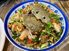 生腌三目蟹-官塘陈记鱼生·潮汕砂锅粥·牛肉火锅(潮枫路总店)