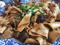 胡羊焖饼-壹阁胡羊焖饼(特色小吃街店)