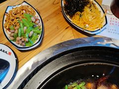 -山里屯铁锅炖·东北菜(康桥店)