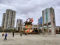 -人民广场