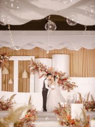 -红丝高端婚礼中心(旗舰店)