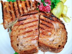 超级牛肉帕尼尼-O'mills Sourdough Bakery&Bistro(永嘉路店)