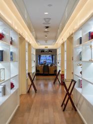 -Doris一站式游轮婚礼船东直营店(外滩店)