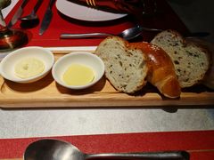 -塞纳河法国餐厅(唐延路店)