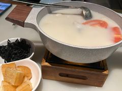 豆浆一锅鲜-佬麻雀·剁椒鱼头(京基KK One店)