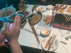 -路边边.炒菜烧烤.音乐餐厅(良乡长虹店)