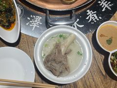 -泽成冰煮羊(非·遗东岸国际店)