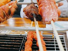 -哈尔滨小酒馆·鲜肉现穿自助烧烤(康新花园店)