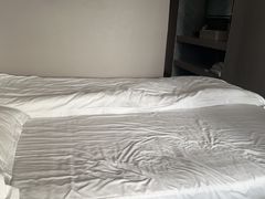 -简洛澜山酒店(武汉光谷步行街店)