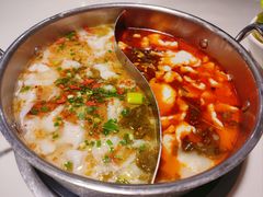 -德林酸菜鱼火锅(南丹店)