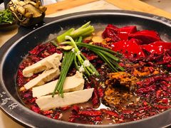 -黄潇洒老火锅(九眼桥宏济巷店)