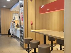 -麦当劳(杭州西湖银泰百货店)