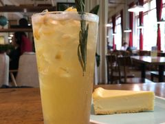 -雕刻时光咖啡馆(交大店)