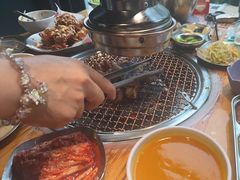 -唯成•韩国炭火烤肉 유성고기