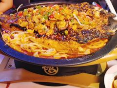 -鸣记脆皮烤鱼·海鲜烤鱼(三八广场店)