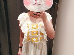 -URBAN REVIVO(上海中庚漫游城店)