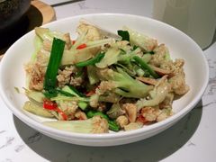 -关东小磨东北菜(漕河泾印象城店)