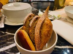 餐前面包-Le Comptoir de Pierre Gagnaire
