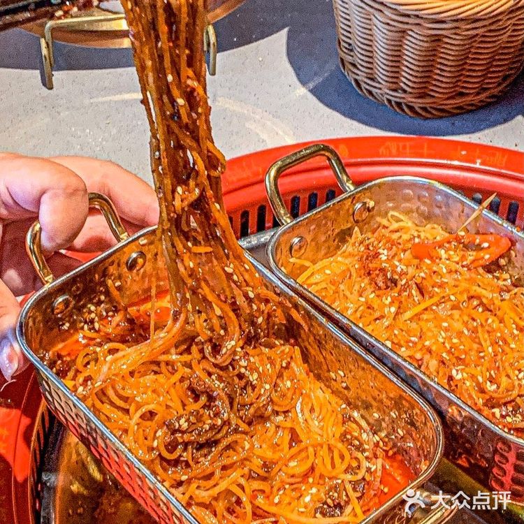 广州‼️终于有火爆成都的瀑布土豆丝吃了[流泪]