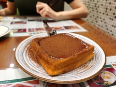小龙凤漏奶华-小龍鳳餐室(番禺路店)