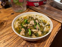 小锅米线-云之南(八里庄店)