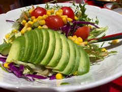 牛油果蔬菜沙拉-辣小鲜·南昌大排档(船山路店)