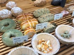 -焙丽拾光(麦凯乐直营店)