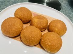 -景月阁空中食府(希尔顿酒店)