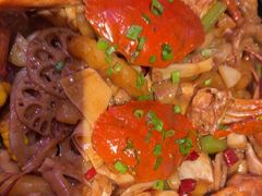 -多嘴超级肉蟹煲(中街恒隆故宫店)