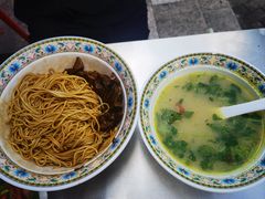 -金杨拉面王小吃面馆·牛三宝面·红烧牛肉粉