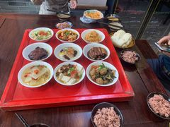 -蓝田九大碗民俗食府(蓝田店)