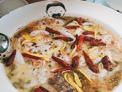-江渔儿酸菜鱼·拔草餐厅(虎门君乐汇店)