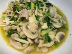 雪菜蘑菇肉片-虎哥私房菜(馒头山店)
