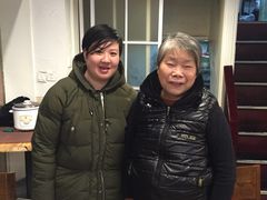 创始人吴阿姨和她的助手-金太粽(上海弄堂第一粽店)