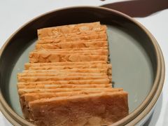 杏仁脆片-荣轩(新荣记环球金融中心店)
