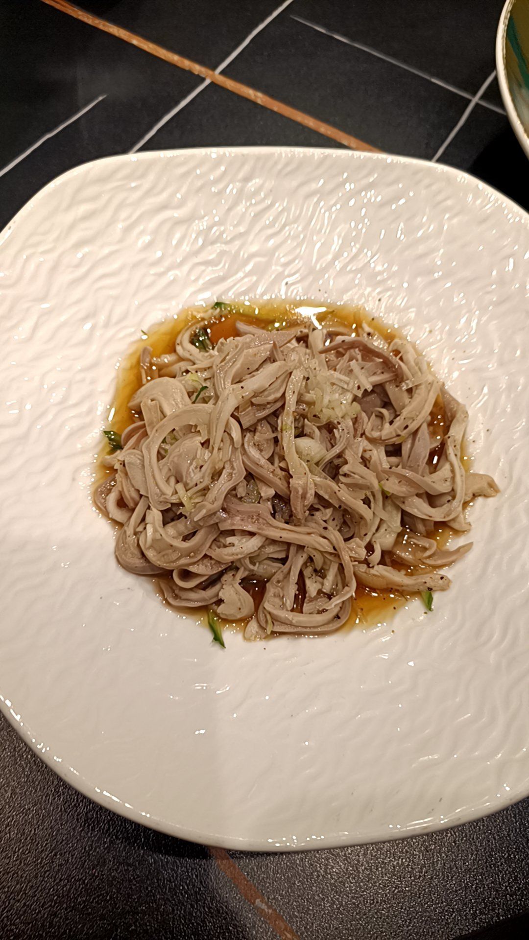 烙馍是徐州人的一道美食,大张烙馍村存手工